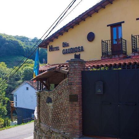 Hotel Dona Gaudiosa 폴라데레나 외부 사진